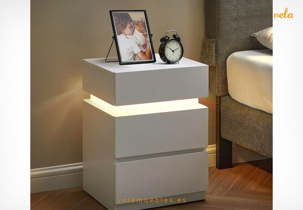 mesita de noche 3 cajones